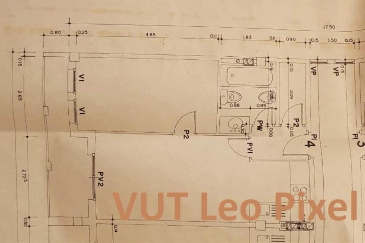 Vut Leo Pixel Estación Apartamento